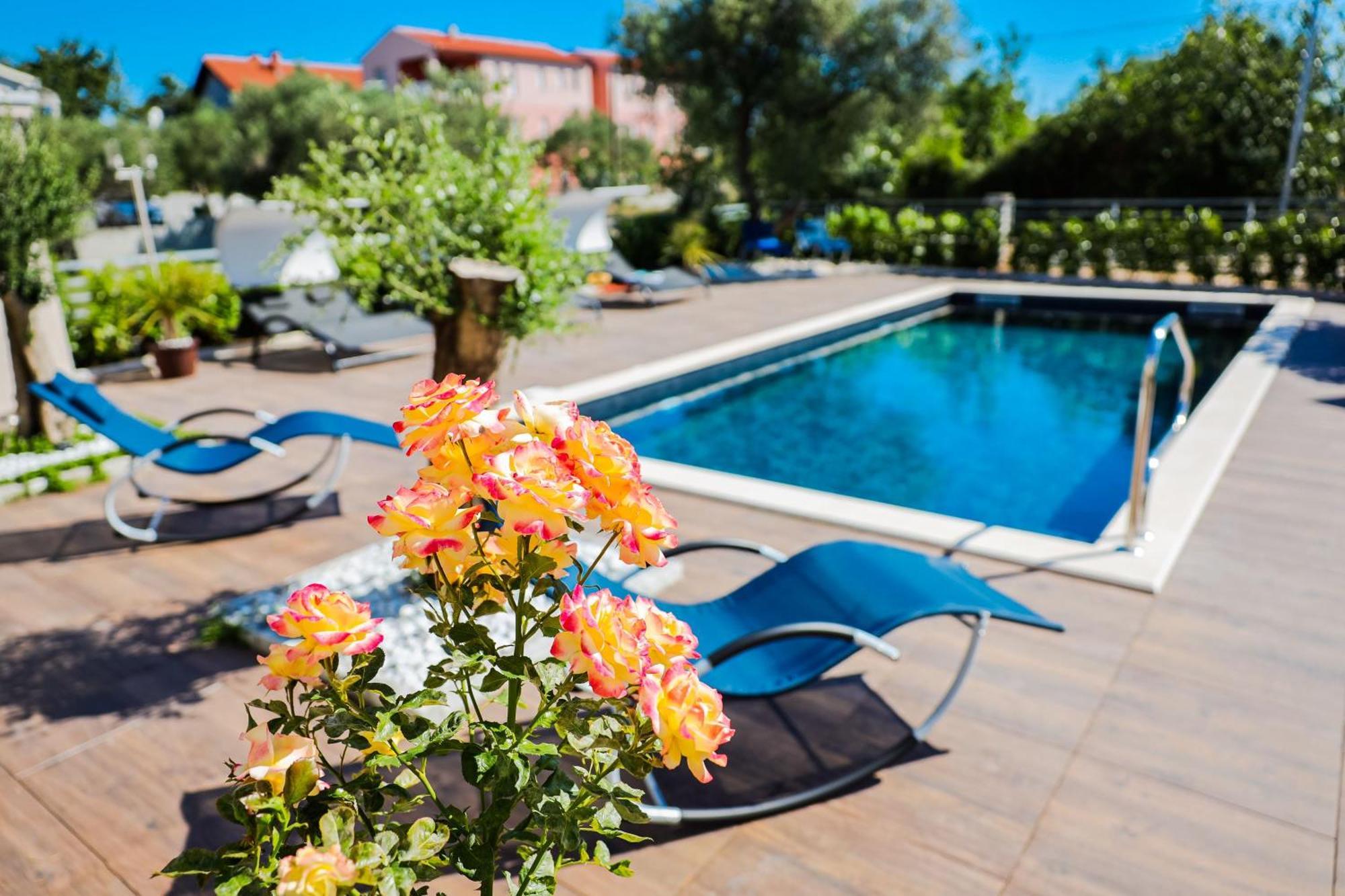 Villa Olive Garden Sukošan Extérieur photo